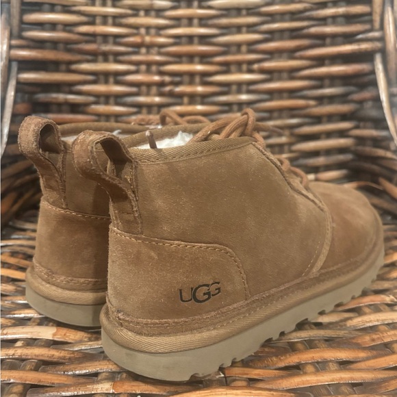 UGG Women's Neumel Boot in Chestnut in size 7. - Picture 11 of 14